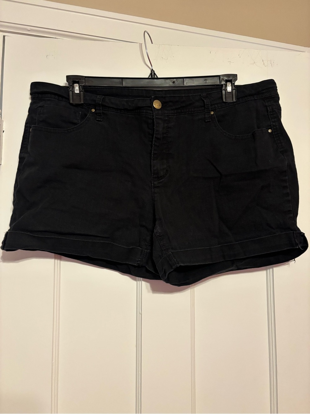 Faded Glory Black Denim Roll-Cuff Women's Shorts